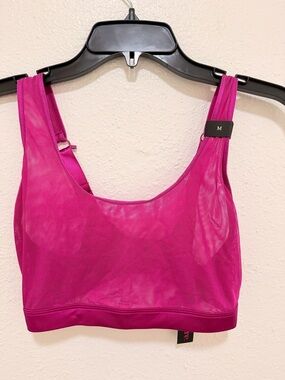 Curvy Couture Mesh Layered Sports Bra - Size M (NWT)